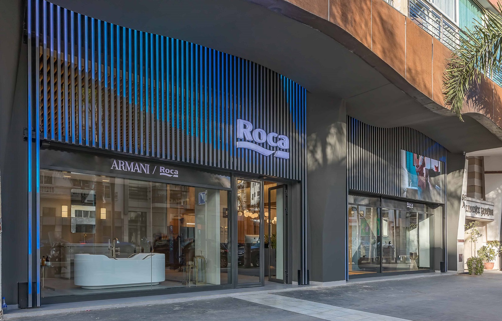 <p>Roca inauguró en junio de 2006 su propio showroom en Casablanca. Atención personalizada en un ambiente de confort y relax.</p>0