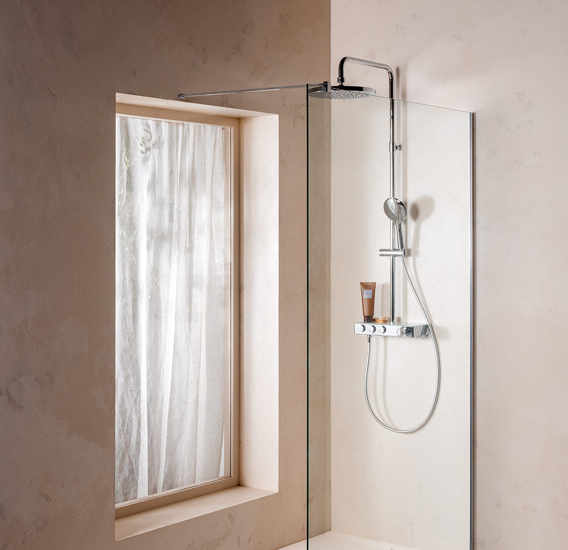 A perfect match | Shower columns | Roca Life | Roca Bathrooms Export